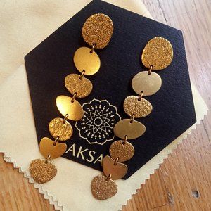 Nepal Handmade Artisan Local Gold dangle earrings w Handcarved Box - NEW